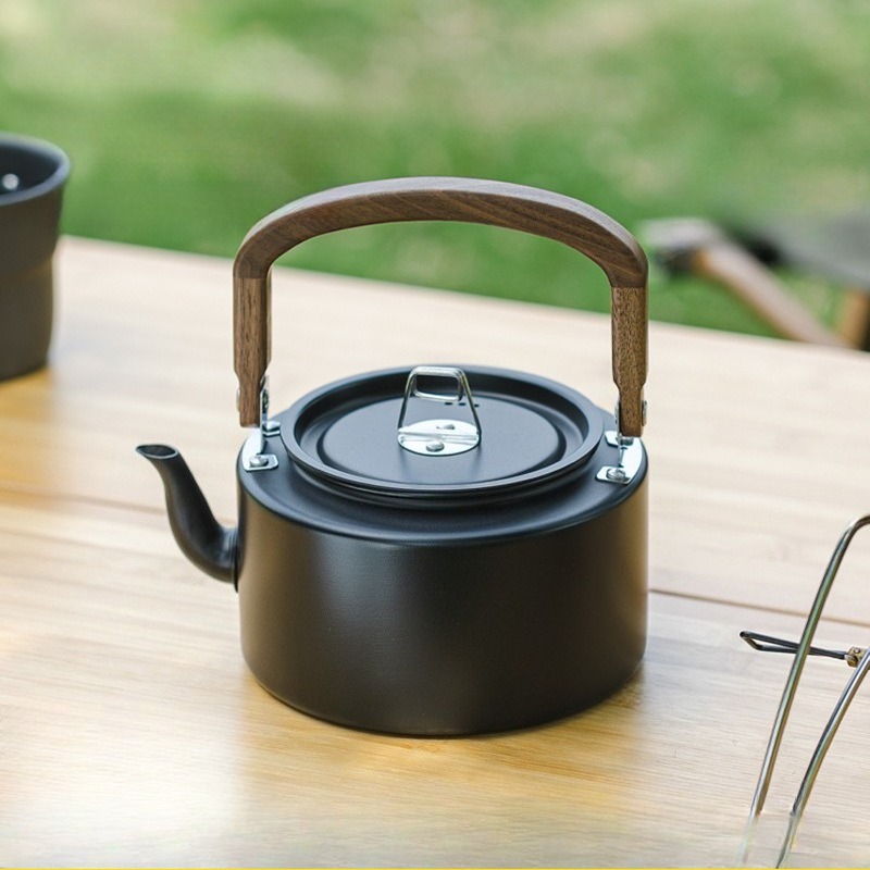 Camping Cooking Lightweight - 1.2L 軽量アルミニウム合金キャンプケトル 木製ハンドル付き ブラックとグレー ポータブルアウトドアクッキングポット