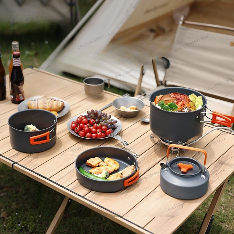 アウトドアキャンプ用調理器具4点セット、鍋、ケトル、フライパ - Camping Cooking Set For 4 のレビューと価格